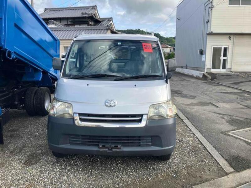 TOWNACE TRUCK