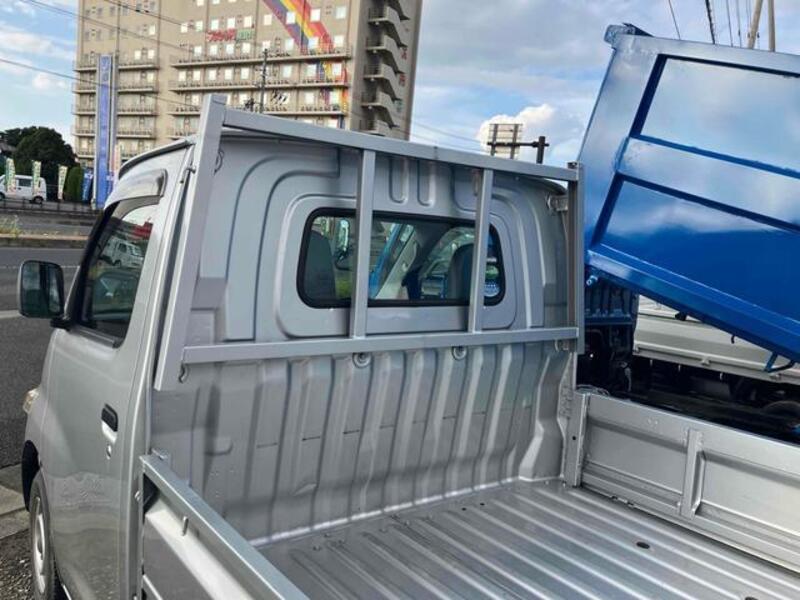 TOWNACE TRUCK
