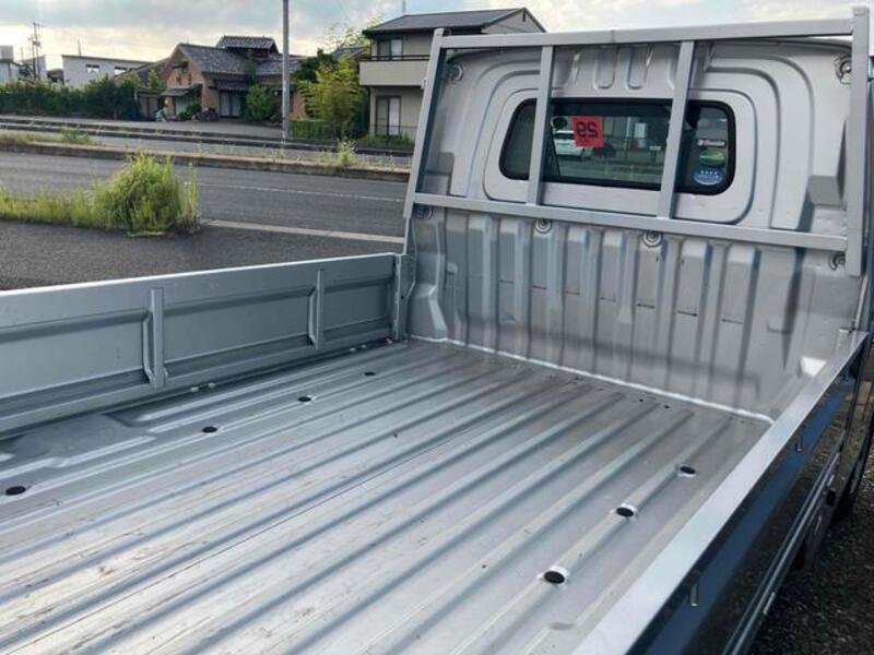 TOWNACE TRUCK