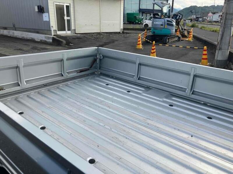 TOWNACE TRUCK