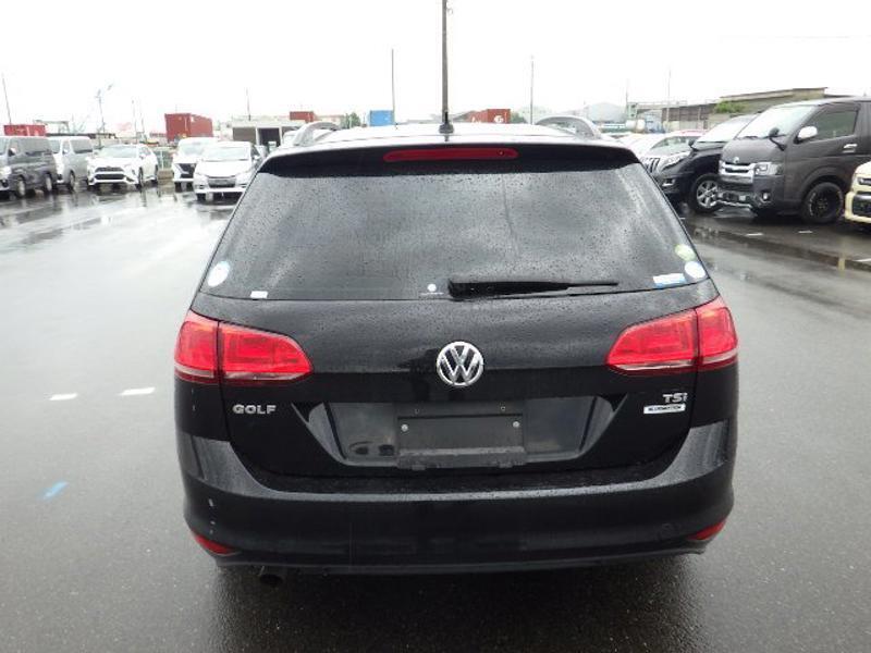 GOLF VARIANT