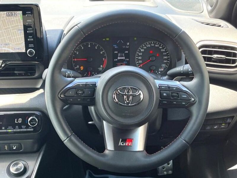 GR YARIS