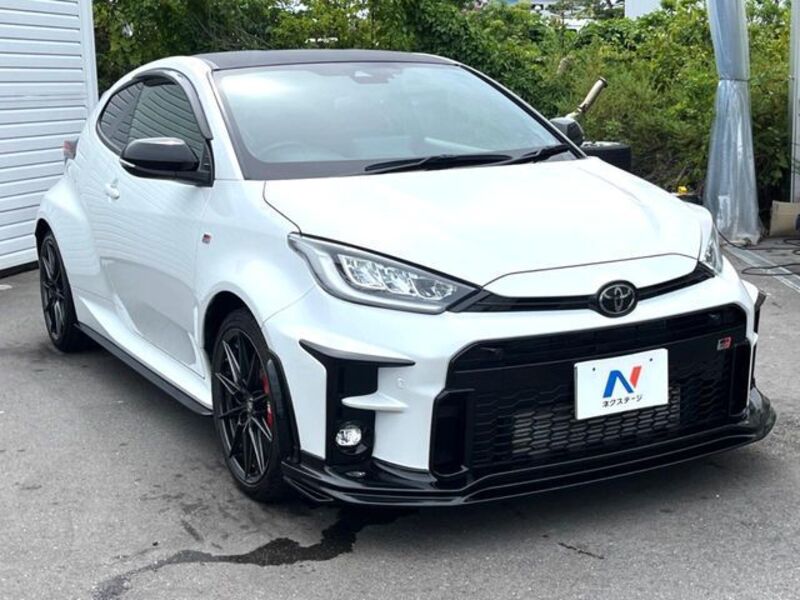 GR YARIS