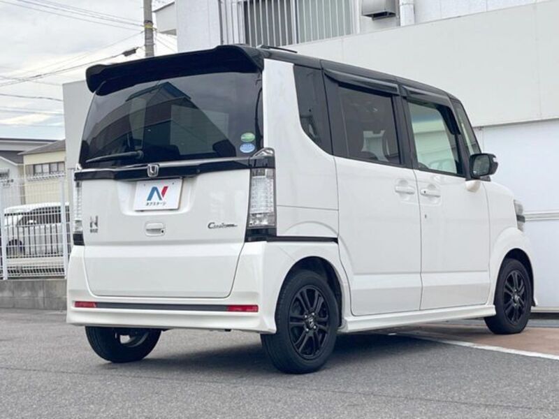 N BOX CUSTOM