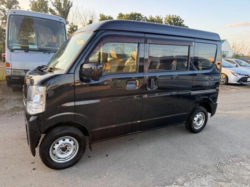 MINICAB VAN