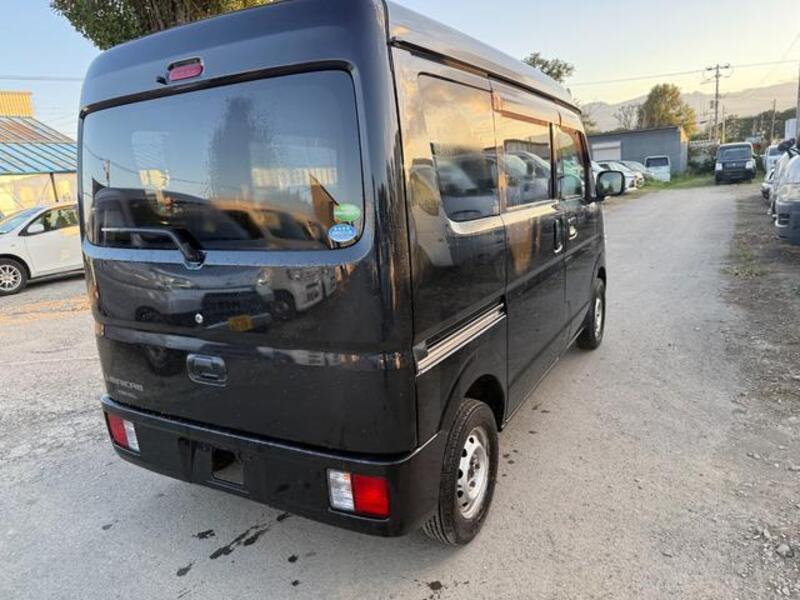 MINICAB VAN