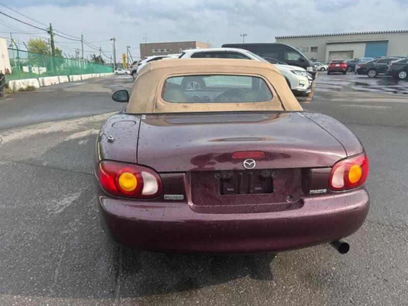 ROADSTER