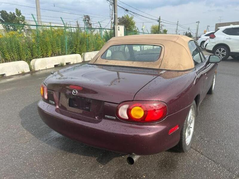 ROADSTER