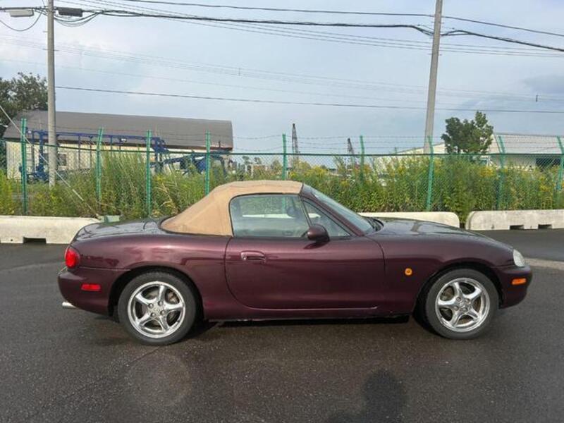 ROADSTER