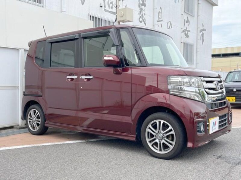 N BOX CUSTOM