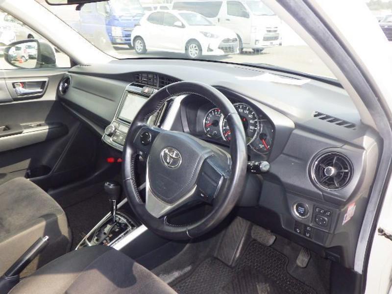 COROLLA FIELDER