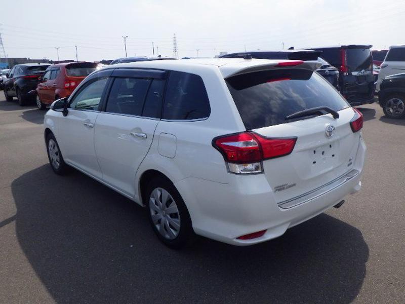 COROLLA FIELDER