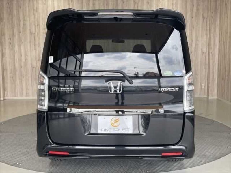 STEPWAGON SPADA