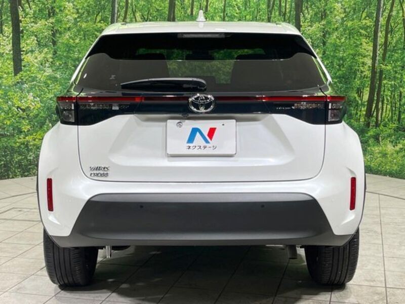 YARIS CROSS