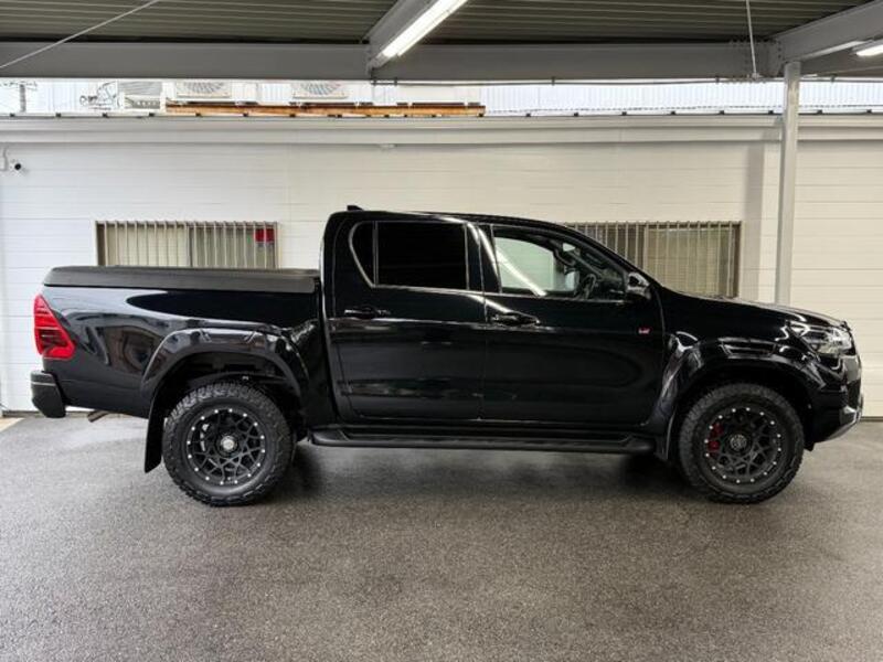 HILUX