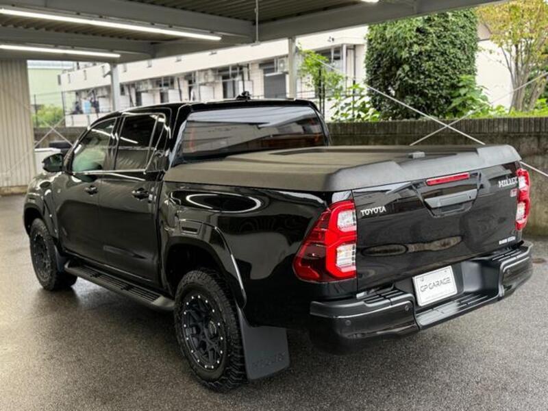 HILUX
