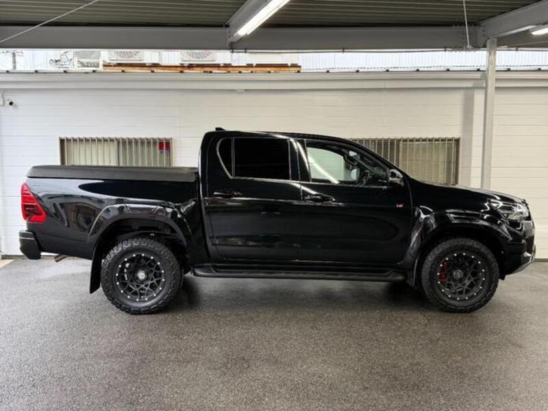 HILUX
