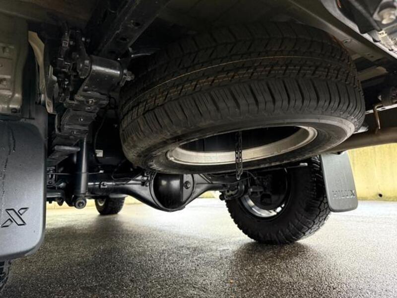 HILUX