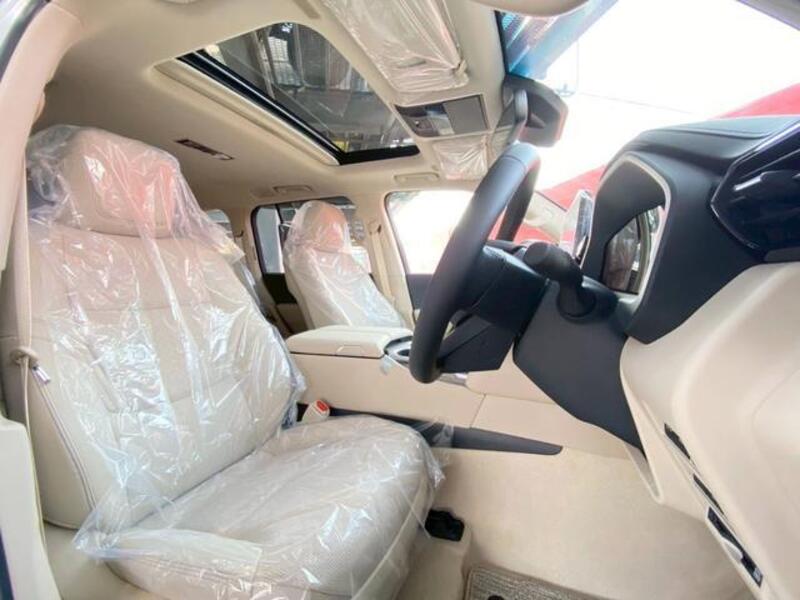 LAND CRUISER
