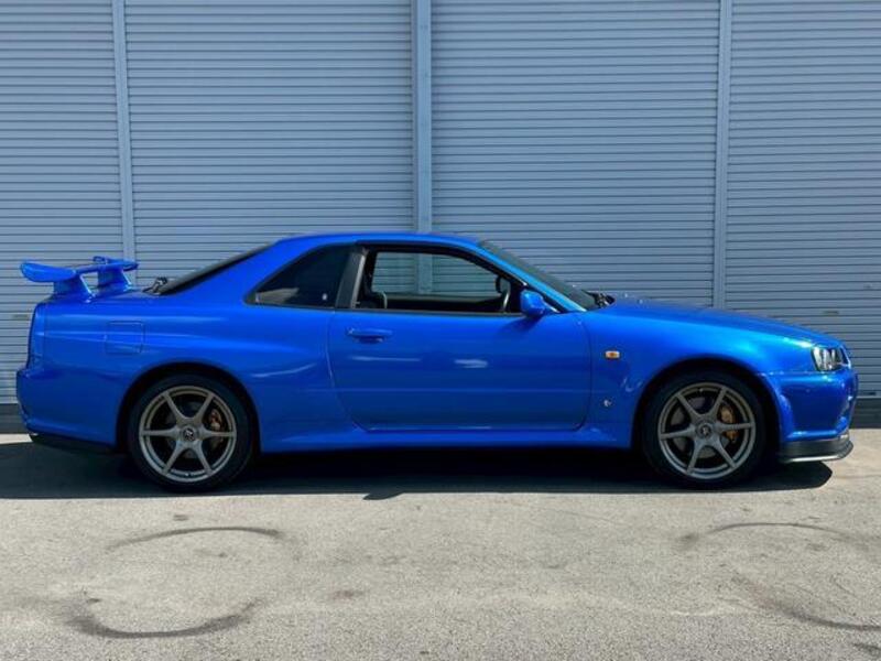 SKYLINE