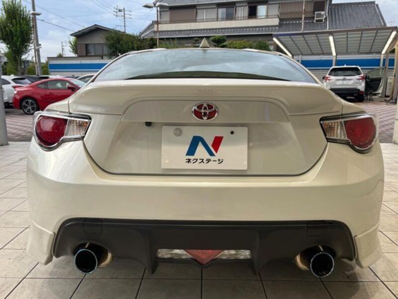 86