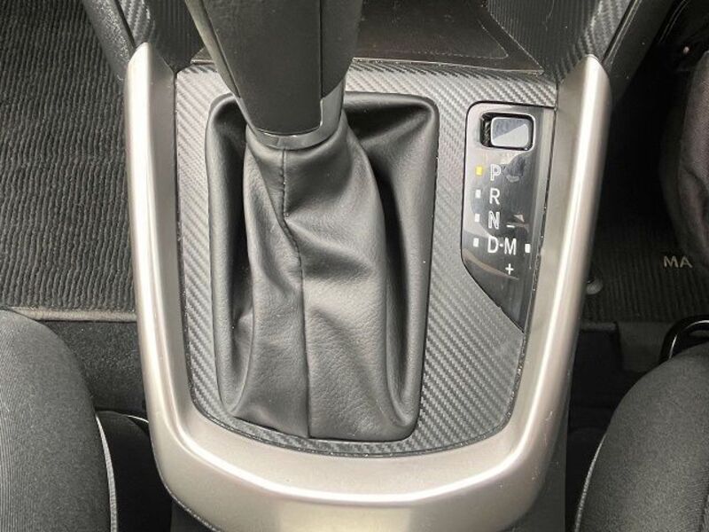 MAZDA2