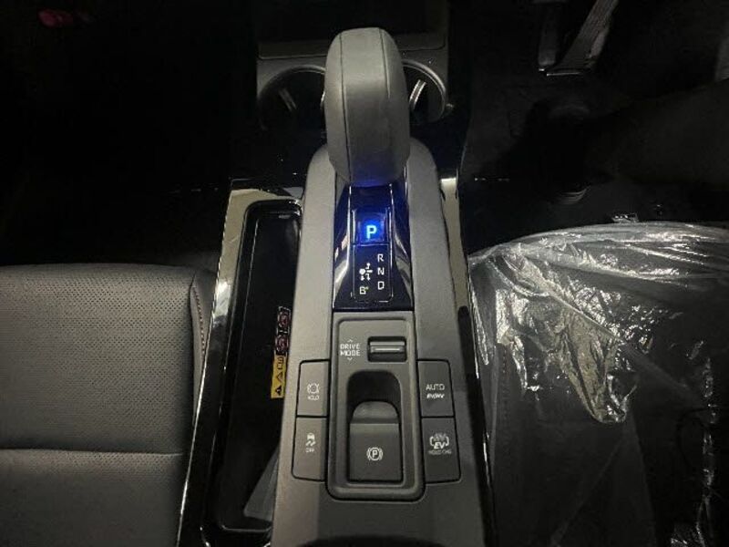 PRIUS PHV
