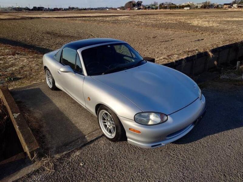 ROADSTER