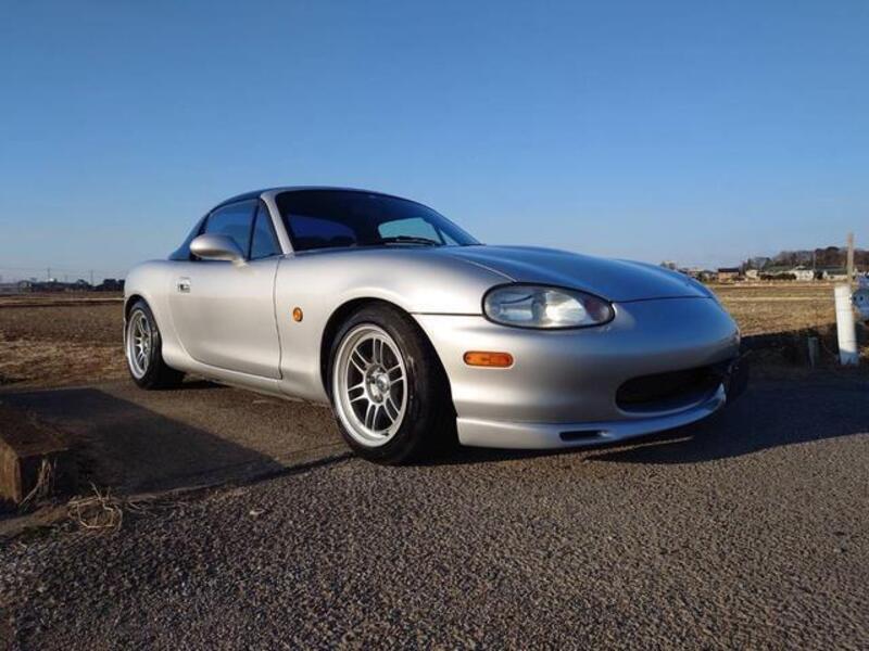 ROADSTER