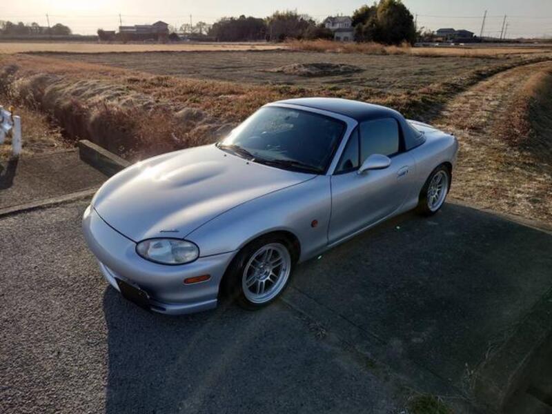ROADSTER