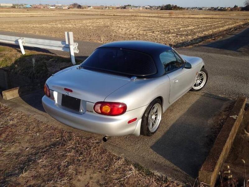 ROADSTER