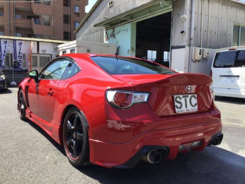 86