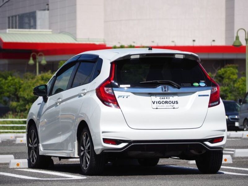 FIT HYBRID