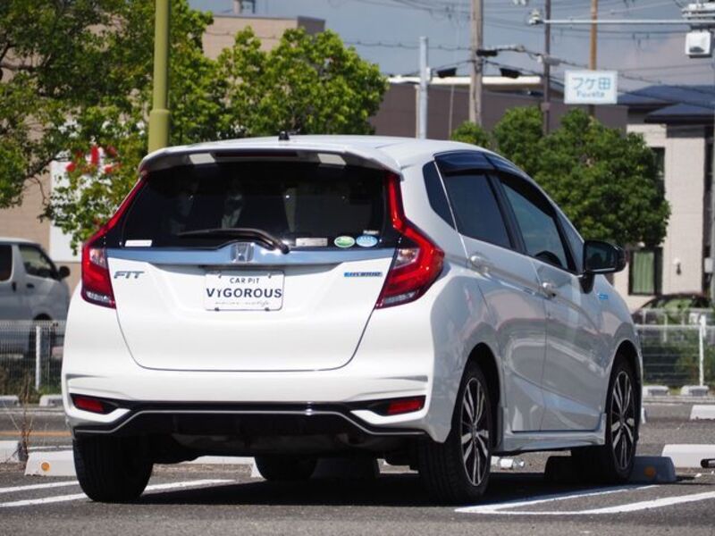 FIT HYBRID
