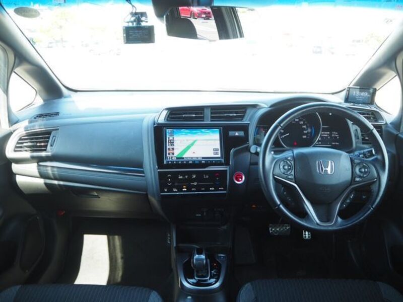 FIT HYBRID