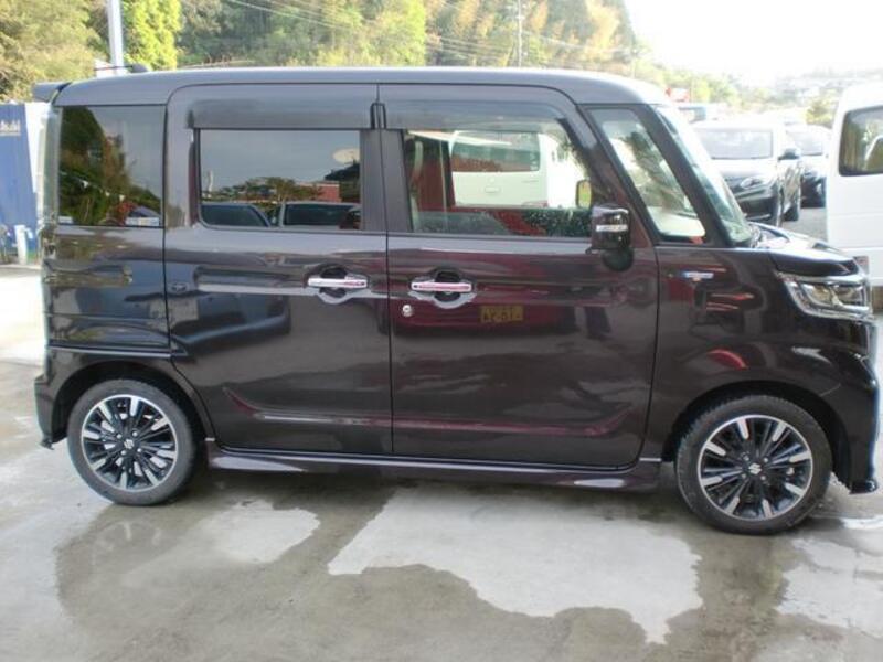 SPACIA CUSTOM