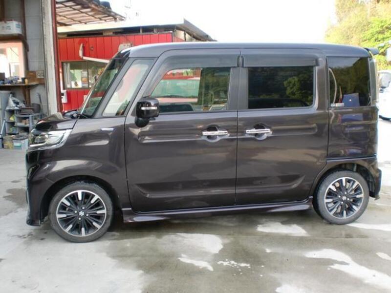 SPACIA CUSTOM