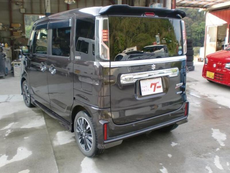 SPACIA CUSTOM