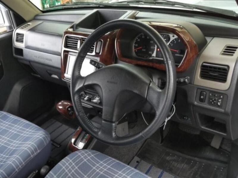 PAJERO MINI