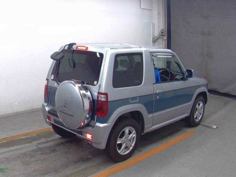 PAJERO MINI