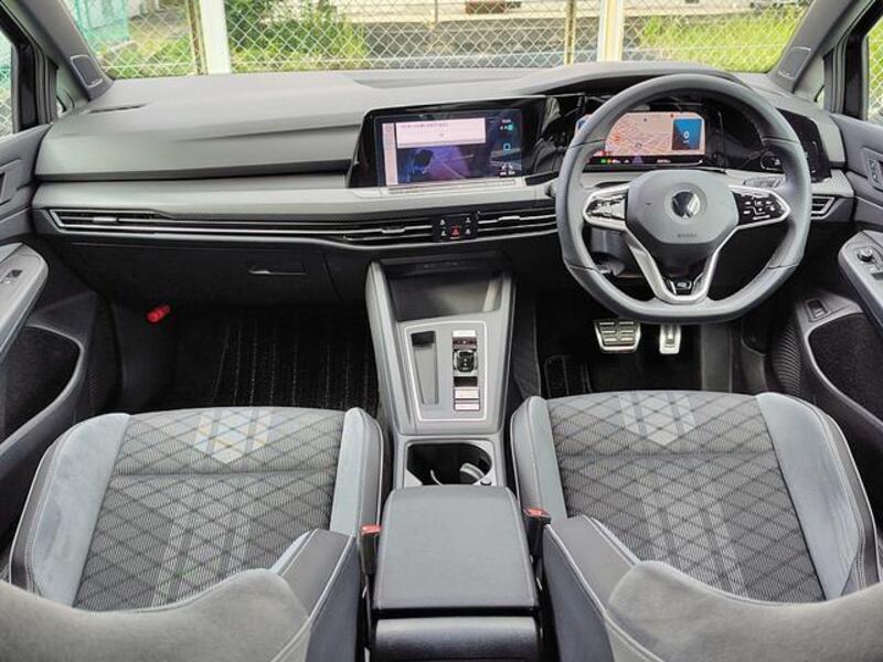 GOLF VARIANT