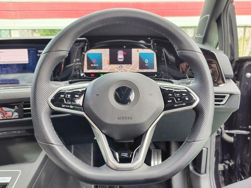 GOLF VARIANT