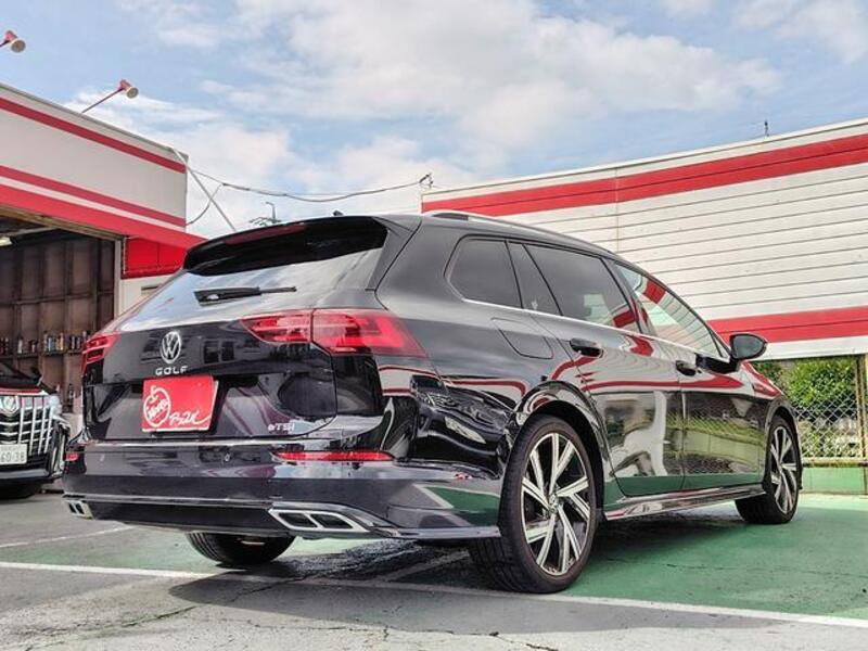 GOLF VARIANT