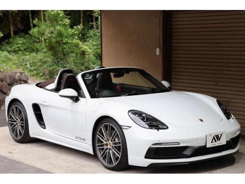 PORSCHE 718 BOXSTER