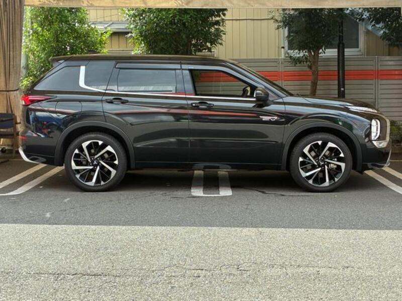 OUTLANDER PHEV