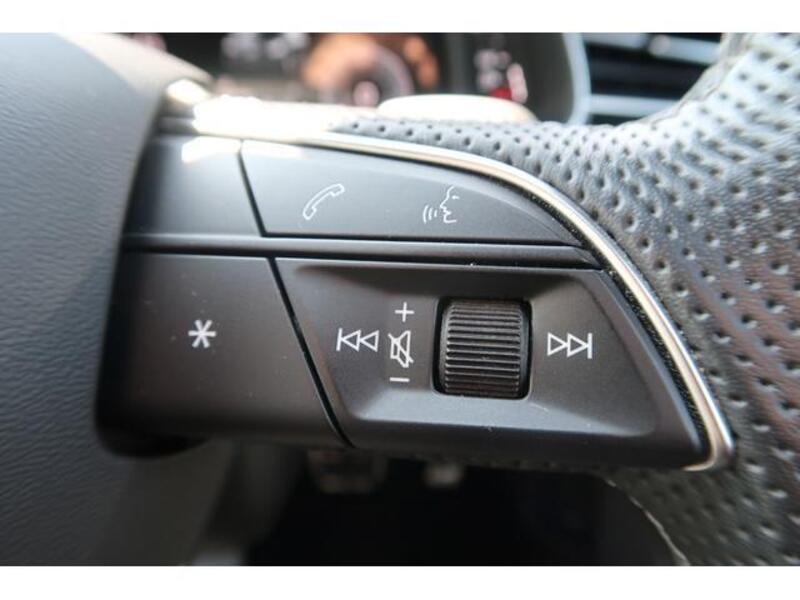 Q7