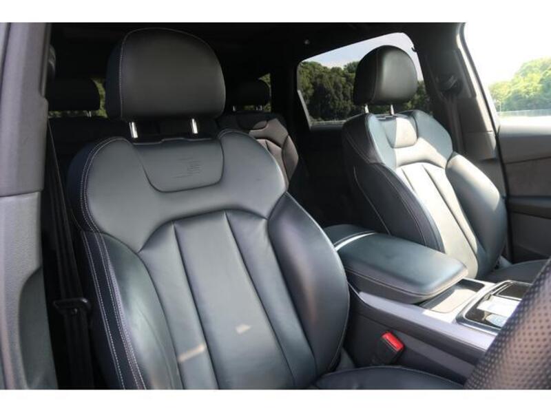 Q7