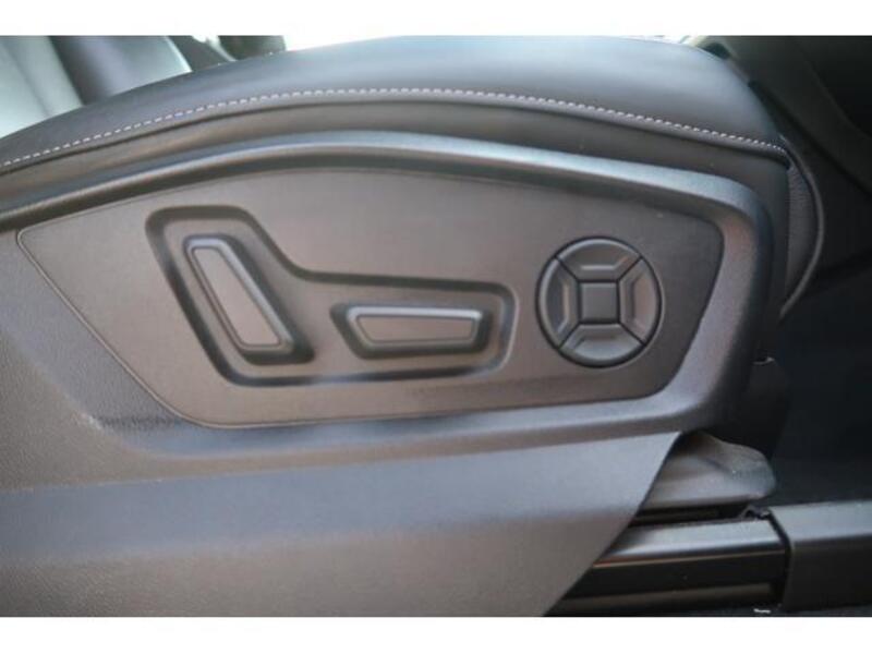 Q7