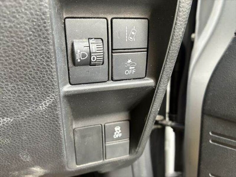 N-VAN