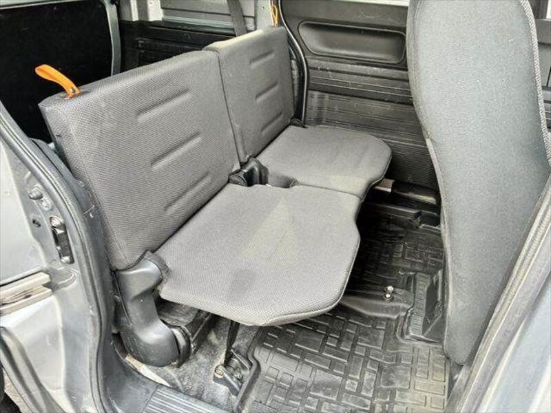 N-VAN